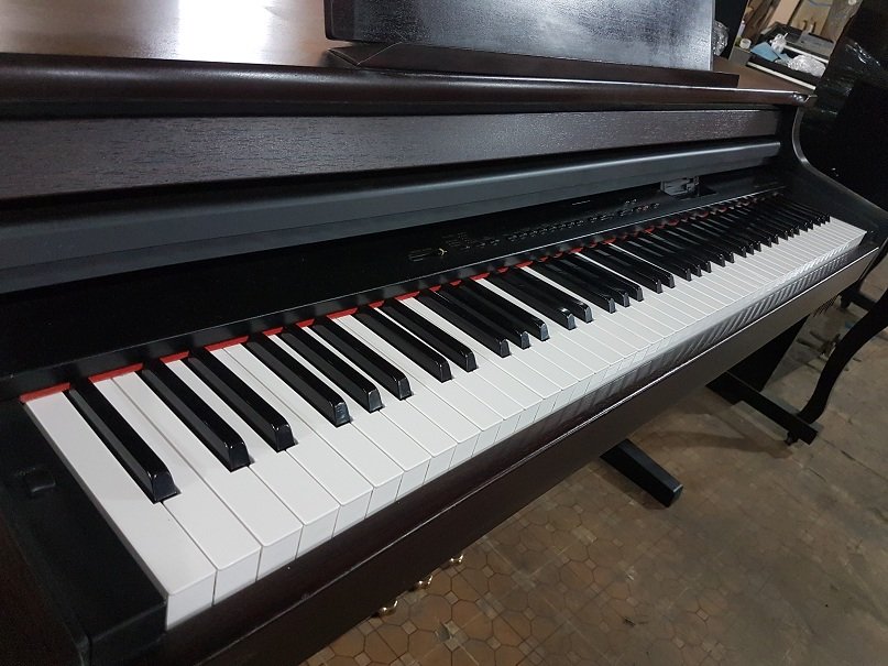 Piano Yamaha CLP 154